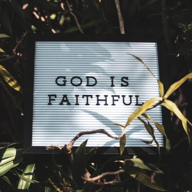 ????Living By Faith!